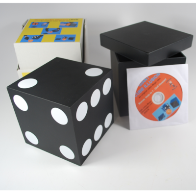Giant Cube Illusion - Image 2