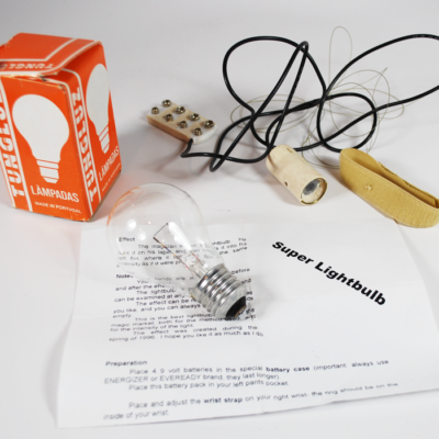 Juan Mayoral Super Light Bulb