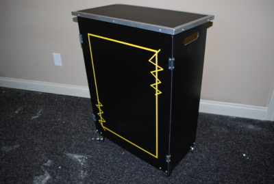 Malloy Modern Magic Lightweight Tri-fold table - Image 2