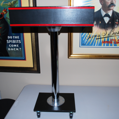 G&L Rolling Stage Table