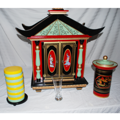 Exquisite Jumbo Checker Cabinet from Michael Baker.  One of 2 made - Image 12