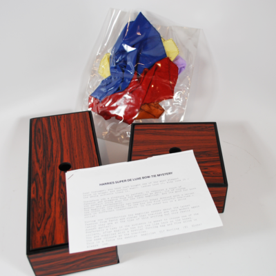 Harries Super Deluxe Bow Tie Mystery - Image 4