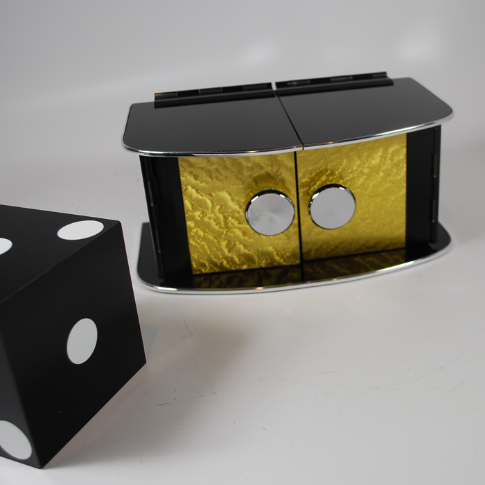 Proline Peek Die Box: nice large box with the peek feature - Image 3