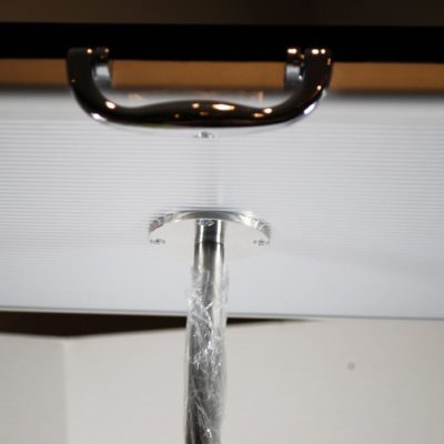 Close up case table - Image 2