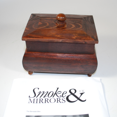 The Benedict Box by Smoke and Mirrors Magic UK: fantastic switching device - Image 2
