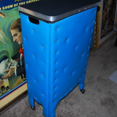 Classic Fold up tufted nightclub table: excellent with carry bag - Image 3