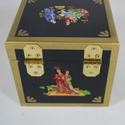 Oriental Watch Box by Michael Baker: beautiful - Image 3