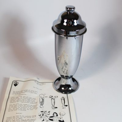 The Flower Vase: Queen of Hearts Magic Emporium - Image 2