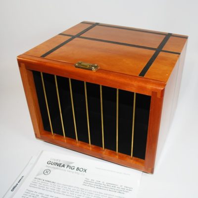 Loyd’s Guinea Pig Box by Viking: eating a Guinea pig!