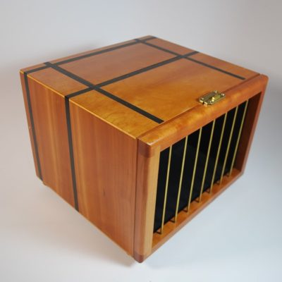 Loyd’s Guinea Pig Box by Viking: eating a Guinea pig! - Image 3