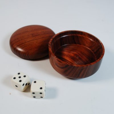 Vintage Sure Shot Dice Box: Miracleum Magic Spain - Image 3