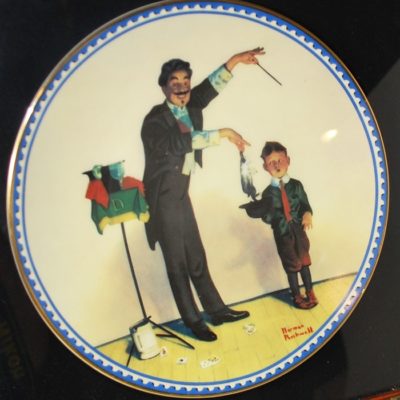 Norman Rockwell Magician Plate: 1991 - Image 3