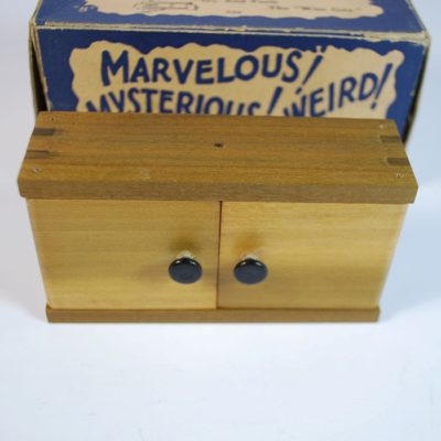 Sherms' Klunk Coin Vanish with original box circa 1950 - Image 3