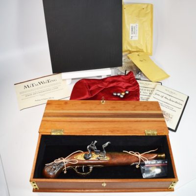 Gun of Anckarstrom from Metal Writing: bizarre magic; brand new - Image 4