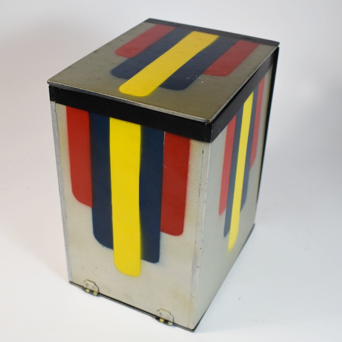 Vintage Break Away Dove Box circa 1940: Abbott’s Magic - Image 2