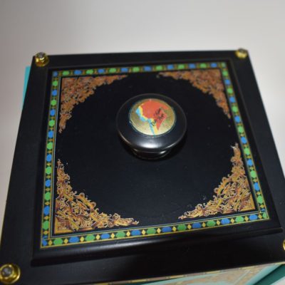 Okito/Nielsen Gibson Box: no longer available - Image 4