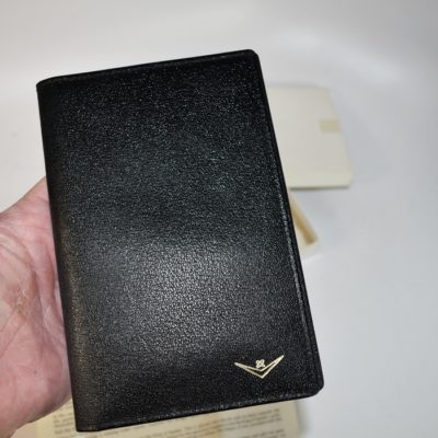 Miracle Wallet by Lou Tannen and Frank Garcia