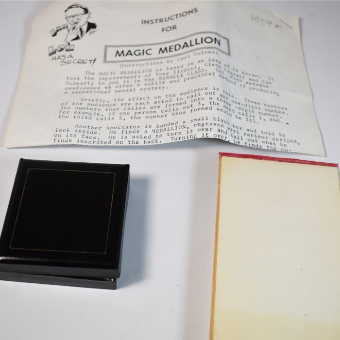 Magic Medallion By Jack Dean 1960 S Magic Collectibles