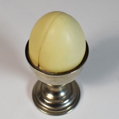 Two Vintage Egg Cups circa 1950 and 1920 - Image 4