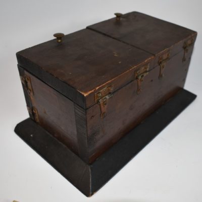 19th Century Die Box Owned by John T. Hunniford with stationary - Image 3