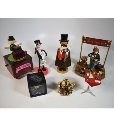 7 magic figurines including one from Ray Bradbury