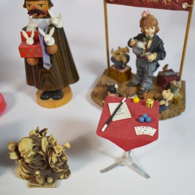 7 magic figurines including one from Ray Bradbury - Image 3