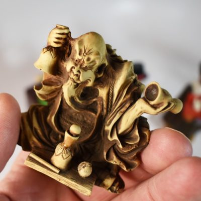 7 magic figurines including one from Ray Bradbury - Image 6
