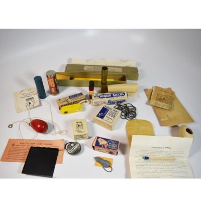 13 Vintage magic tricks 1940’s and 50’s: Adams, P&L, Royal, Abbott’s etc - Image 2