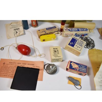 13 Vintage magic tricks 1940’s and 50’s: Adams, P&L, Royal, Abbott’s etc - Image 5