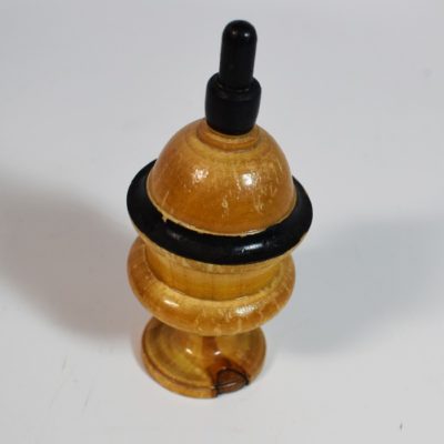 Color Changing Ball Vase: Germany - Image 2