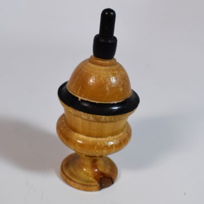 Color Changing Ball Vase: Germany