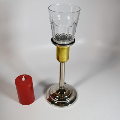 The Glass Stand: Old World Craftsmanship - Image 2