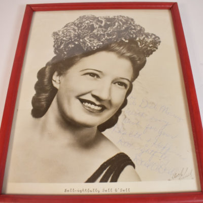 Dell O'Dell 8x10 singed publicity photo