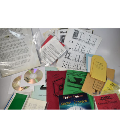 Complete file of Daryl items: tricks, books, notes - Image 4