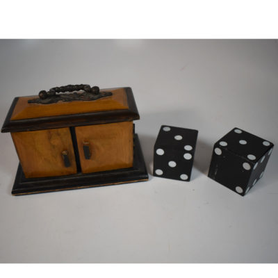 Vintage English Style Small Die Box - Image 3