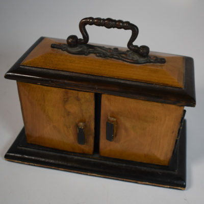 Vintage English Style Small Die Box - Image 4