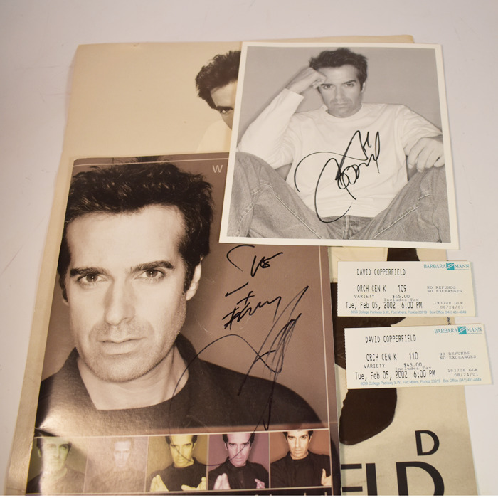David Copperfield signed Poster, Program and Photo (with 2 ticket stubs) - Image 3