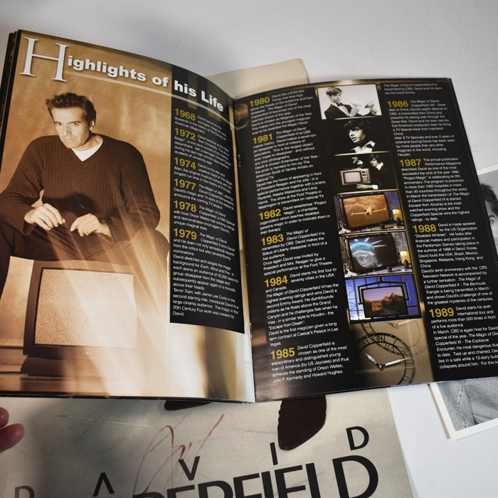 David Copperfield signed Poster, Program and Photo (with 2 ticket stubs) - Image 5
