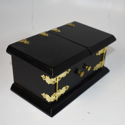Classic Deluxe Double Door Die Box - Image 3