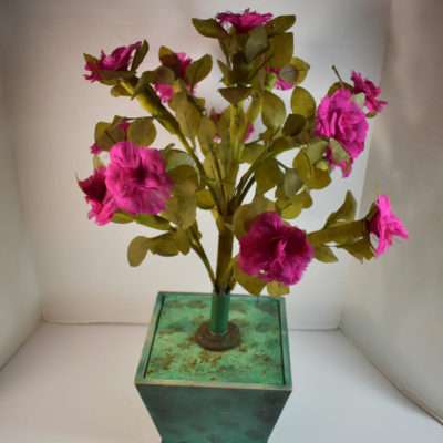 The Incredible Abbott Automatic Blooming Rosebush - Image 3