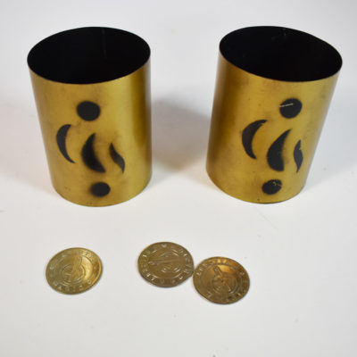Vintage Passe Passe Coin Cups: scarce!