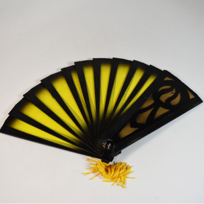 Fantastic Fan: changes color 4 times - Image 3