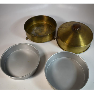 Brass P&L claw foot double load dove pan: hallmarked - Image 2