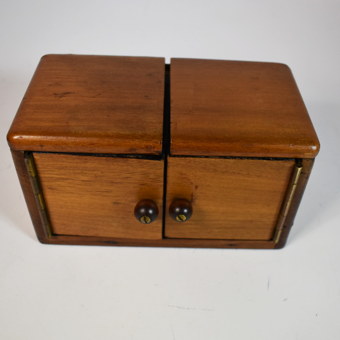 Early Worth or Milson Worth Die Box - Image 2