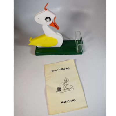 Herbie the Mod Duck 1970 Magic Inc. with original custom case scarce! - Image 3