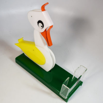 Herbie the Mod Duck 1970 Magic Inc. with original custom case scarce! - Image 6