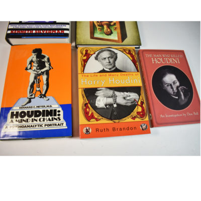 5 Houdini Titles: Doc Mossey Collection - Image 3