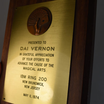 Dai Vernon Award Plaque 1974 from IBM Ring 200 New Brunswick New Jersey - Image 2