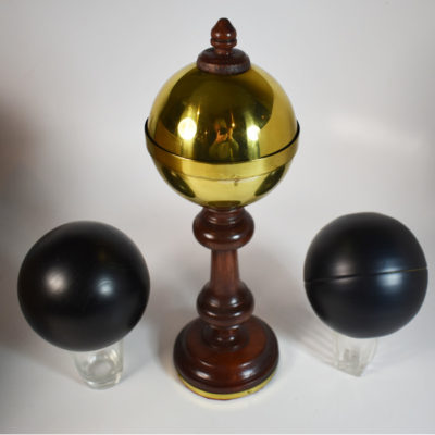 Douglas Wayne Cannon Ball Globe from the Hoffman Series: never used