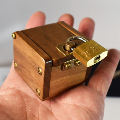 Dave Powell Antique Pill Box: amazing construction: it is not a Lippincott box! - Image 4